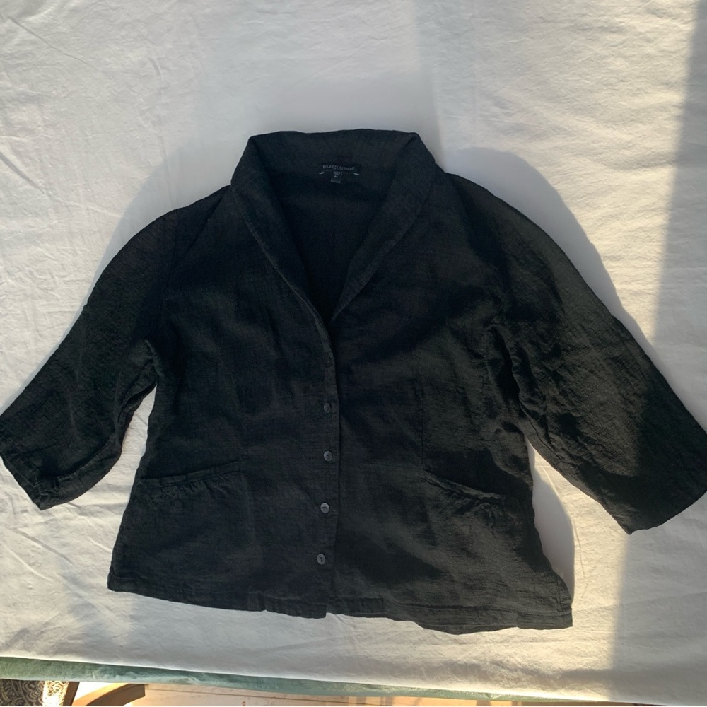 Eileen Fisher 3/4 Sleeve Black Linen Blend Textured Blazer, shell buttons.